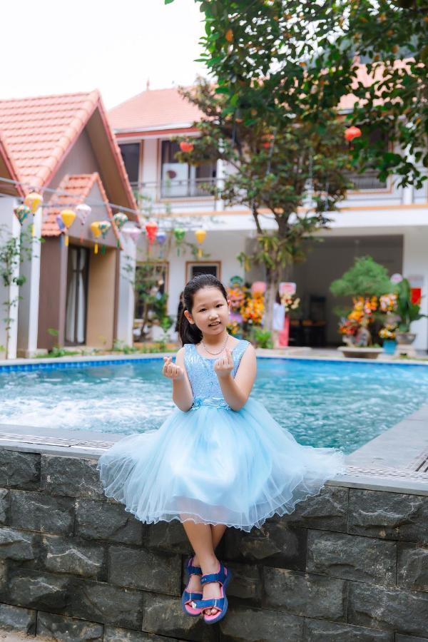 Tam Coc Hao Hao *